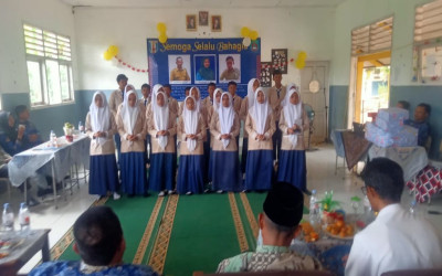 UPT SMPN 7 Banjit Gelar Purna Bakti & Lepas Tugas Tiga Guru dalam Suasana Haru dan Kekeluargaan
