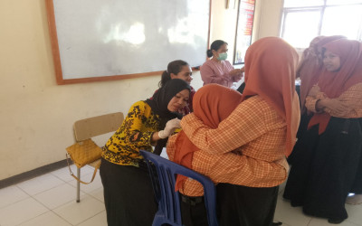 Siswi Kelas IX UPT SMPN 7 Banjit Jalani Imunisasi HPV, Cegah Kanker Serviks Sejak Dini